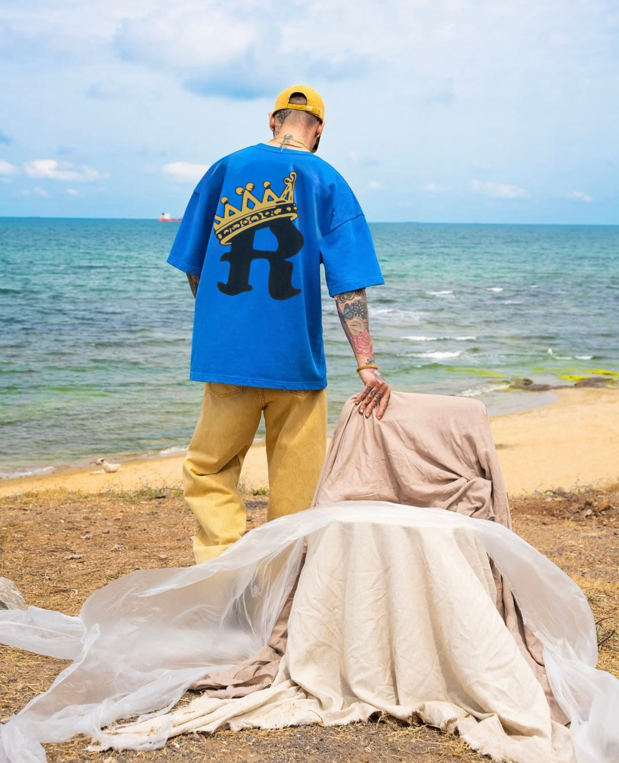 Crowned Royals” Oversized Tee – BillionaireZ Edition