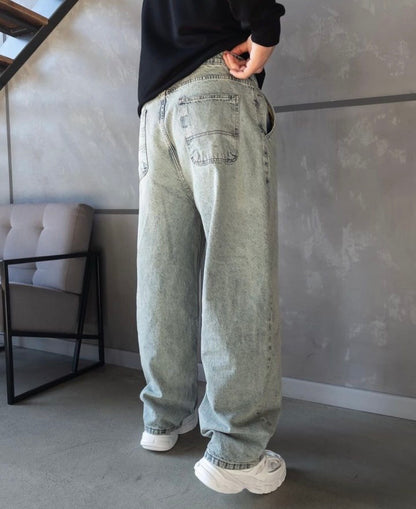 BillionaireZ Vintage Ash-Washed Loose-Fit Jeans