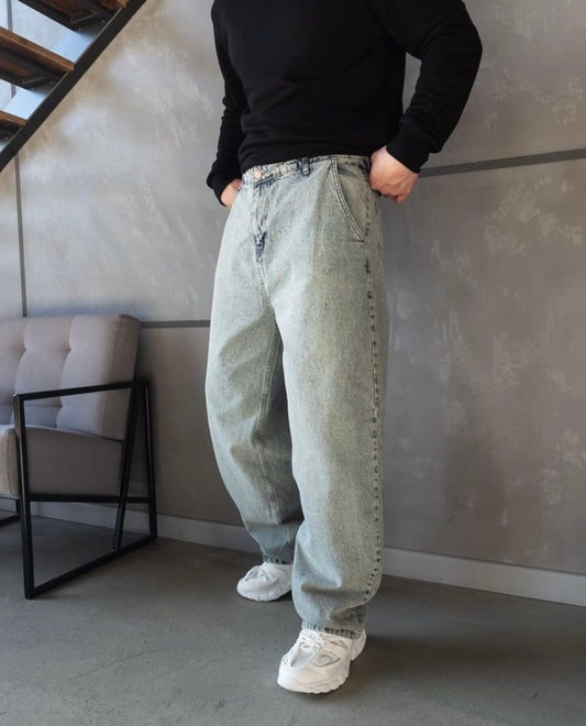 BillionaireZ Vintage Ash-Washed Loose-Fit Jeans
